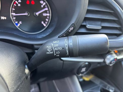 Used 2023 MAZDA MAZDA3 s image 20