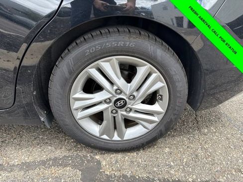 Used 2020 Hyundai Elantra SEL FWD image 4