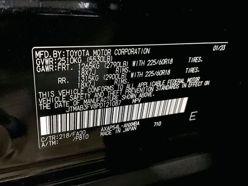Certified 2023 Toyota RAV4 SE image 34