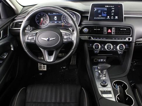 Used 2021 Genesis G70 3.3T RWD image 6