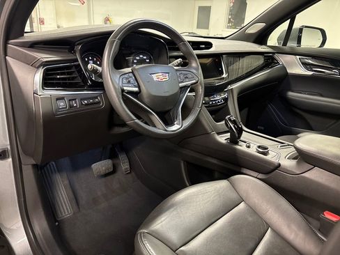 Used 2023 Cadillac XT6 Premium Luxury w/ Technology Package image 43