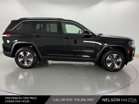 Used 2022 Jeep Grand Cherokee Limited 4xe AWD/4WD image 5