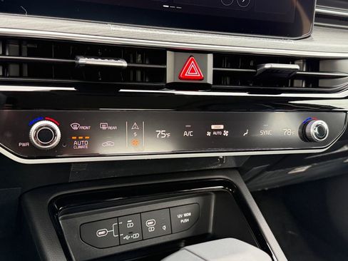 New 2026 Kia K5 EX image 17