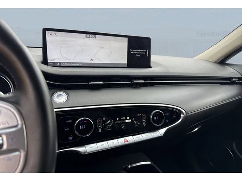 Used 2025 Genesis GV70 2.5T image 19