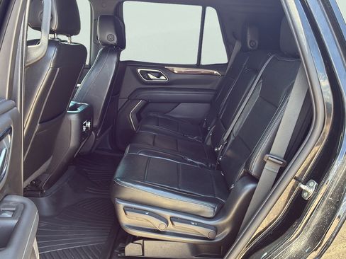 Used 2022 GMC Yukon SLE RWD image 25