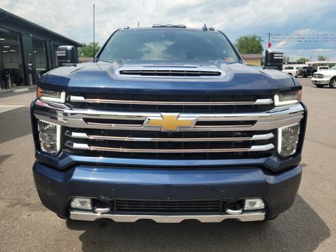 Used 2022 Chevrolet Silverado 2500 High Country w/ Z71 Off-Road Package AWD/4WD image 2