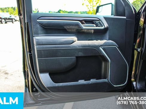 Used 2025 GMC Sierra 1500 SLT RWD image 33