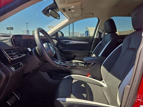 Used 2025 Buick Envision Sport Touring image 13