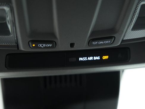 Used 2023 Chevrolet Silverado 1500 W/T w/ WT Value Package image 36