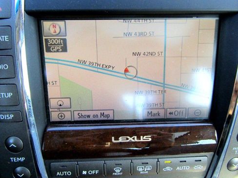 Used 2011 Lexus ES 350 Sedan image 5