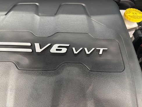 Used 2022 Jeep Cherokee Trailhawk w/ Premium Leather Package AWD/4WD image 62