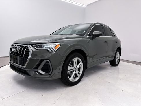 Used 2023 Audi Q3 2.0T Premium Plus w/ Premium Plus Package image 11