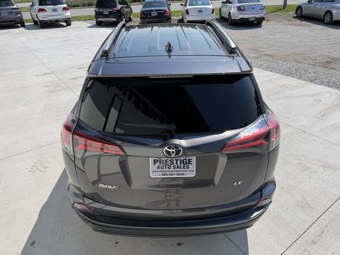 Used 2016 Toyota RAV4 LE FWD image 7