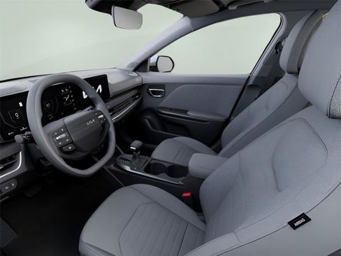 Used 2025 Kia K4 EX FWD image 17