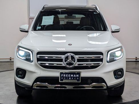Used 2022 Mercedes-Benz GLB 250 4MATIC image 3