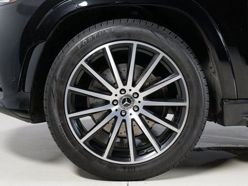 Used 2022 Mercedes-Benz GLS 450 4MATIC image 33