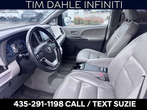 Used 2018 Toyota Sienna XLE image 9