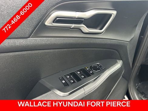 Used 2026 Kia Sportage LX w/ LX Convenience Package FWD image 18