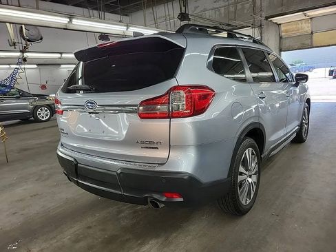 Used 2019 Subaru Ascent Limited w/ Popular Package #4 AWD/4WD image 2