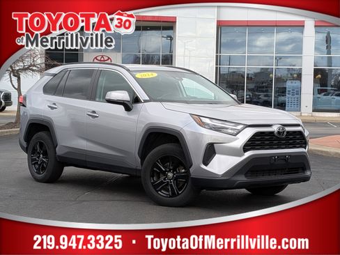 Used 2024 Toyota RAV4 XLE image 1