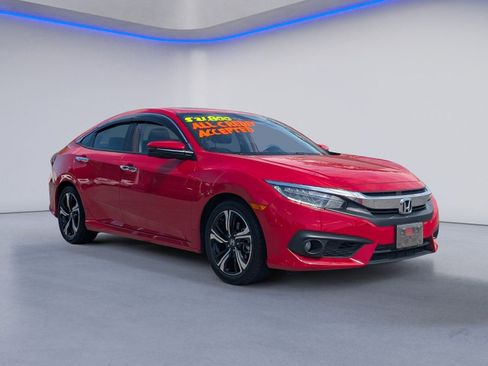 Used 2018 Honda Civic Touring image 6