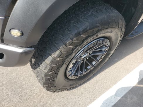 Used 2019 Ford F150 Raptor w/ Equipment Group 802A Luxury AWD/4WD image 5