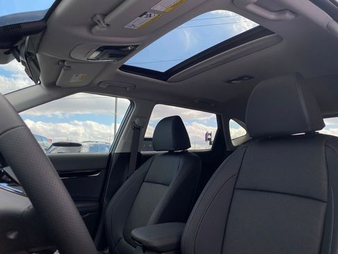 New 2026 Kia Seltos SX w/ SX Sunroof Package image 25