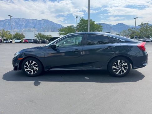 Used 2018 Honda Civic EX image 7