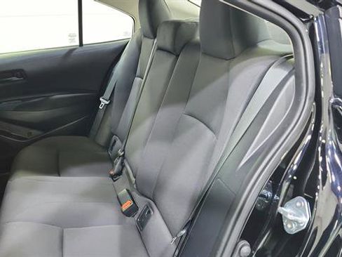 Used 2025 Toyota Corolla LE FWD image 20