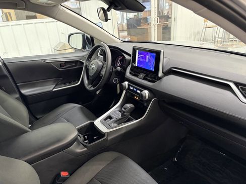 Used 2024 Toyota RAV4 LE image 30