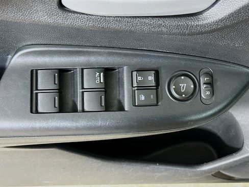 Used 2017 Honda Fit LX image 15