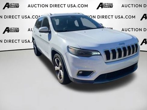 Used 2019 Jeep Cherokee Limited FWD image 3