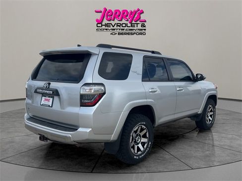 Used 2019 Toyota 4Runner TRD Off-Road image 5