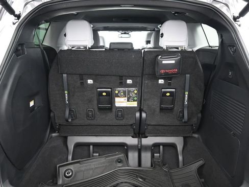 Certified 2026 Toyota Sienna XSE image 31
