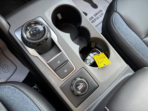 New 2025 Ford Bronco Sport Outer Banks image 11