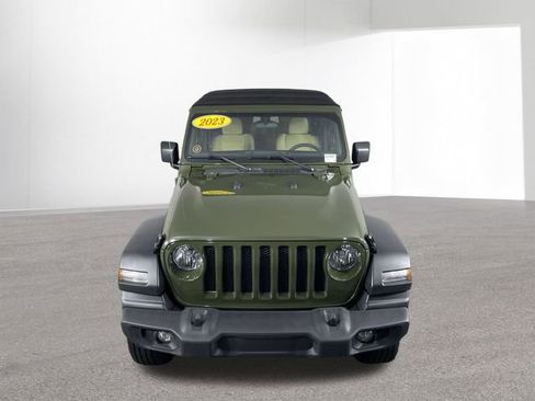 Used 2023 Jeep Wrangler Sport S image 45