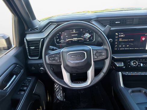 Used 2024 GMC Sierra 2500 Denali w/ Denali Reserve Package AWD/4WD image 14