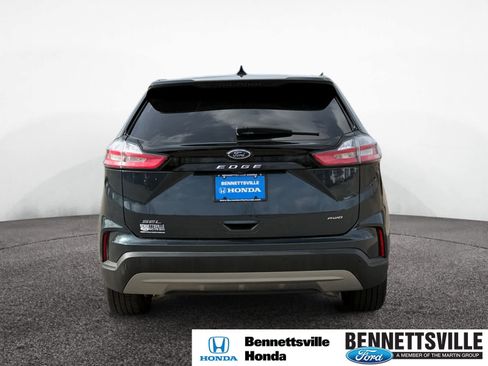Used 2022 Ford Edge SEL image 4