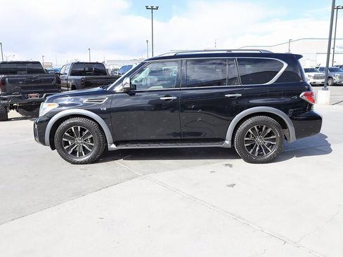 Used 2018 Nissan Armada Platinum image 3
