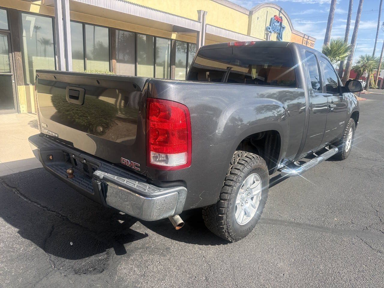 Used 2010 GMC Sierra 1500 SL RWD image 13