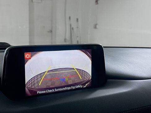 Used 2018 MAZDA CX-5 Touring w/ Preferred Equipment Package FWD image 23