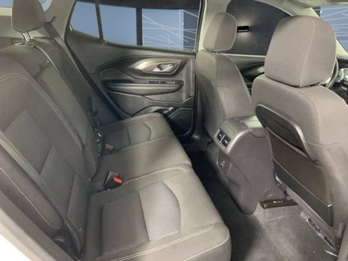 Used 2024 GMC Terrain SLE FWD image 13
