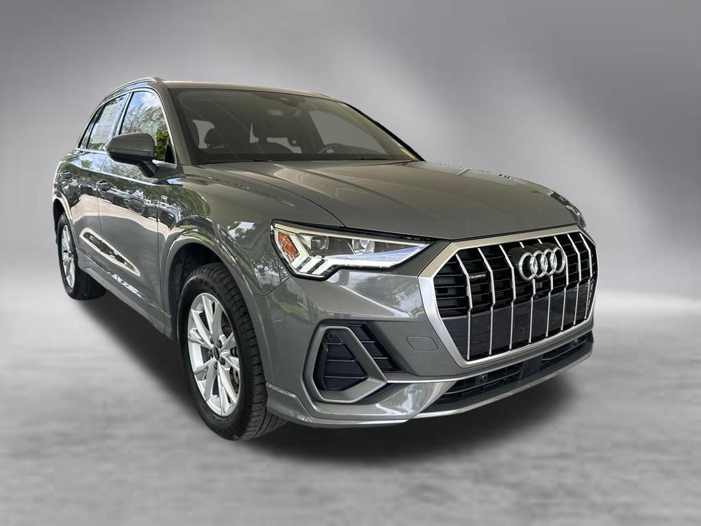 Used 2025 Audi Q3 2.0T Premium AWD/4WD image 2