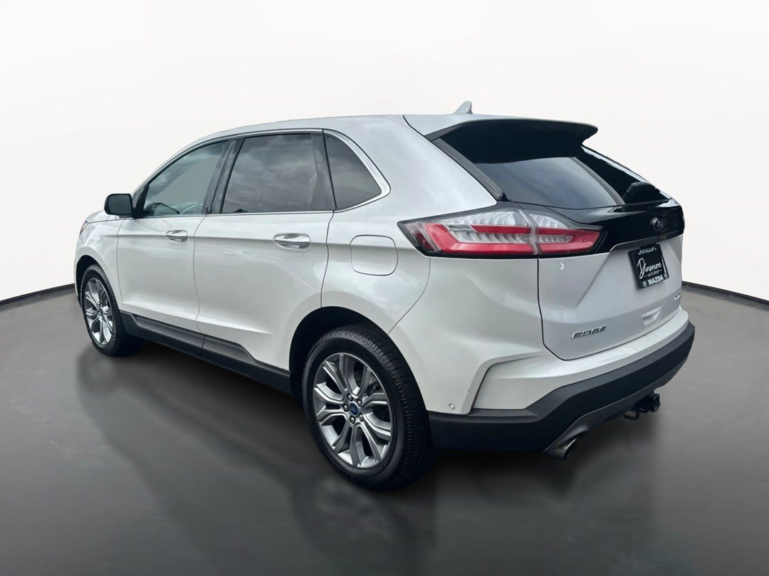 Used 2019 Ford Edge Titanium w/ Equipment Group 301A AWD/4WD image 5