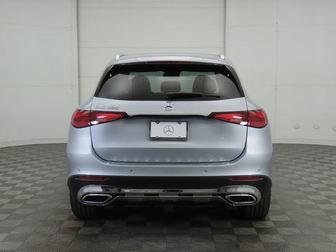 Certified 2025 Mercedes-Benz GLC 300 image 6