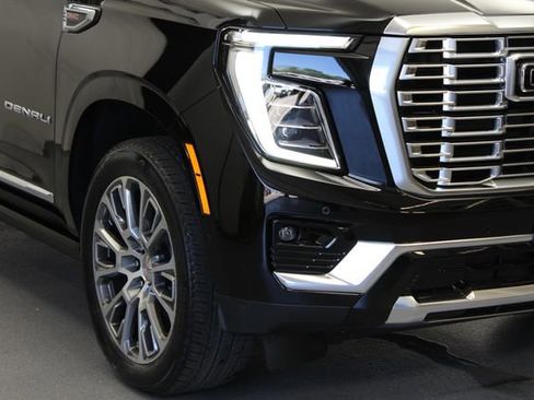 New 2026 GMC Yukon Denali image 2