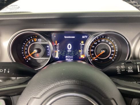 Used 2022 Jeep Wrangler Sport AWD/4WD image 19