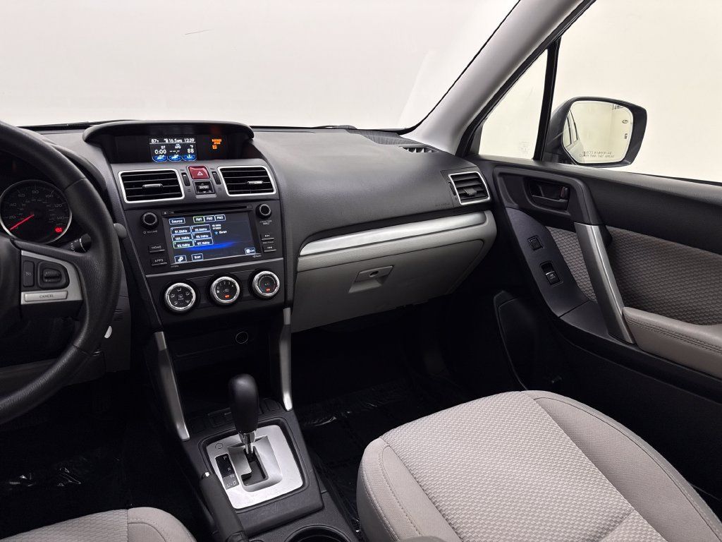 Used 2018 Subaru Forester 2.5i w/ Alloy Wheel Package AWD/4WD image 16