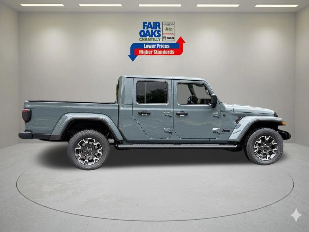 New 2026 Jeep Gladiator Sport AWD/4WD image 5