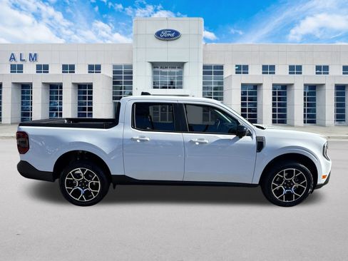 New 2026 Ford Maverick Lariat w/ 4K Tow Package AWD/4WD image 5